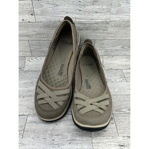 Clarks Privo Womens Taupe Slip On Flats Cushion Soft Shoes 26122842 Size 8 M